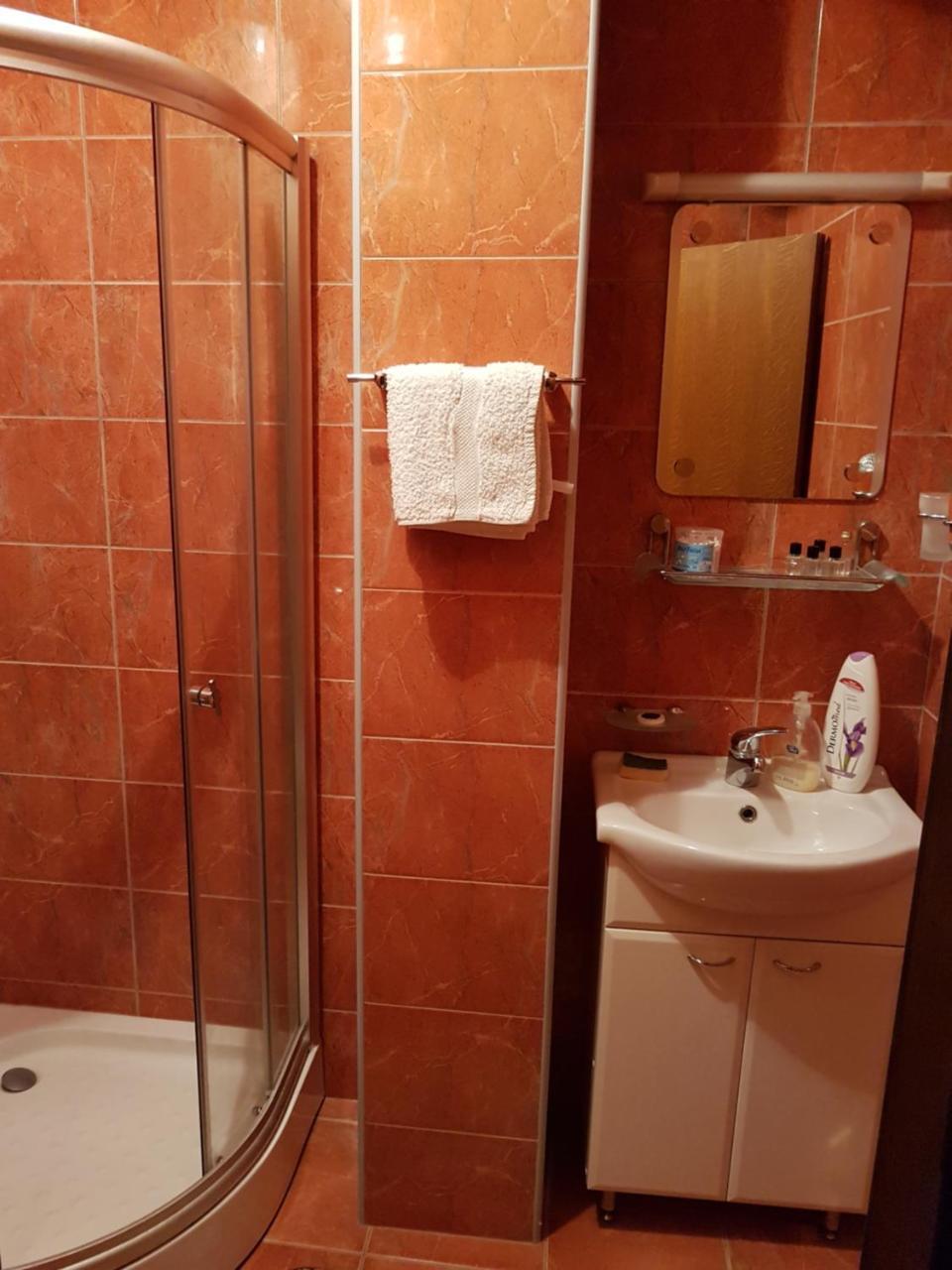 Guest House Pansion 10 Cetinje Luaran gambar